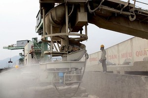 Xi măng với giấc mơ cổ tức